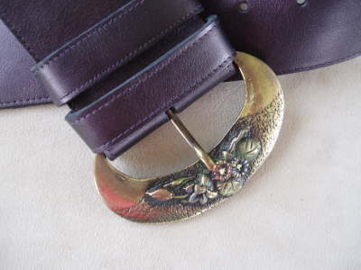 Stunning Old Brass Look Flower Buckle
